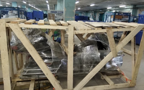 Посылка весом 500 кило: ярославец получил по почте Harley-Davidson