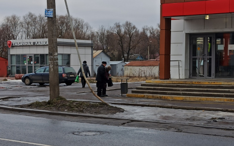 Жесткий режим: в Ярославле старикам приказали сидеть дома