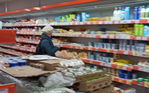 Правительство озвучило список товаров первой необходимости: что покупать ярославцам