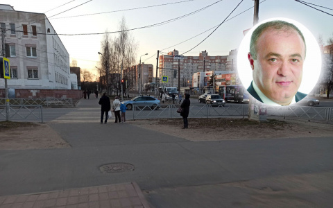 30 однушек на семью: назвали ярославского депутата с самым большим особняком