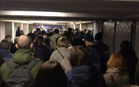 Фотографии с гигантскими очередями в сети напугали ярославцев