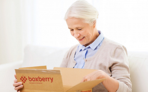 Как безопасно доставить все необходимое своим пожилым родственникам