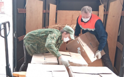 Миронов заявил о бесплатной выдаче медмасок: кто и как их получит