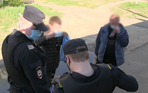 Ловят на остановках: полиция проверяет соблюдение масочного режима в Ярославле