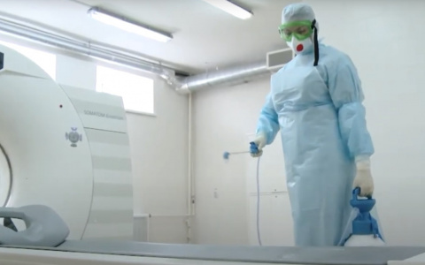 Он был еще молодой: кто умер от коронавируса, рассказал ярославцам Миронов