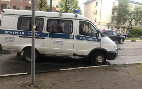 Вышел и избил полицейского: освободившийся зек провел на свободе один яркий день в Ярославле