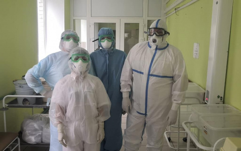 "Проблемы с кадрами еще есть": медики показали больницу в Карабихе, где лечат больных с "ковидом"