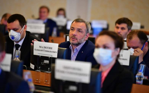 Куда "стучать" на ярославцев без масок: коронавирусом заболели еще 79 человек