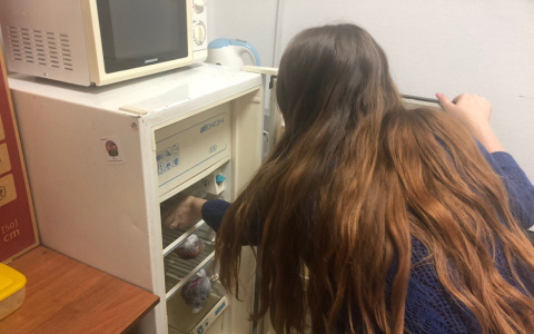 Разнесет даже от запаха еды: назвали группу крови толстушек