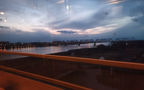 Водитель в центре Ярославля спас мужчину от суицида