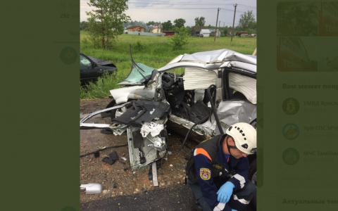 "Водителя пытались откачать": жесткое ДТП произошло в Туношне