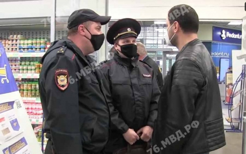 "Его подвела вера": как оштрафовали первого ярославца без маски