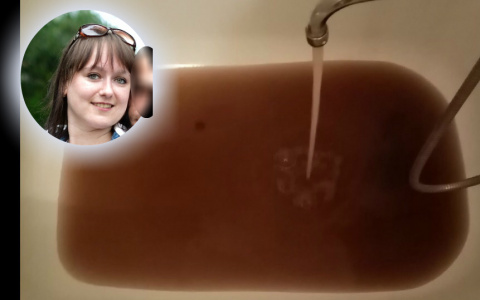 "В такой воде мыться невозможно": брагинцы воют от ржавой воды из крана