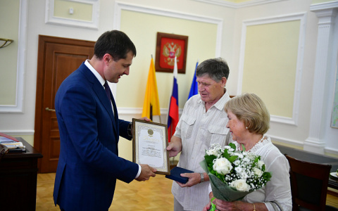 "Рецепт простой": прожившие 50 лет в браке ярославцы раскрыли секрет счастливой семейной жизни