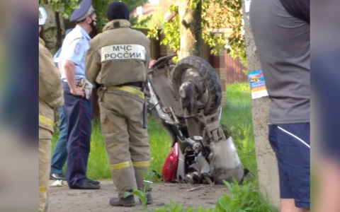 Байкер насмерть сбил семейную пару: подробности ДТП под Ярославлем