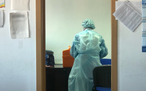 Число выздоровевших критически упало: новые цифры по коронавирусу в Ярославской области