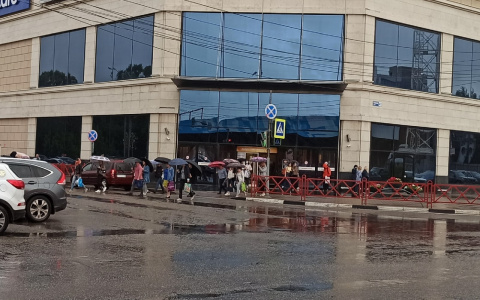 Город заливает: когда закончатся дожди, сообщили синоптики