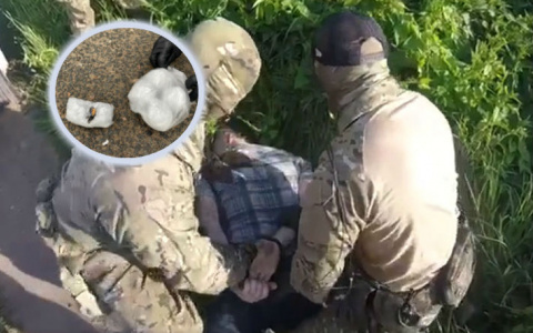 Многодетный отец прятал героин в чужой тачке: в Ярославле ФСБ взяла дилера