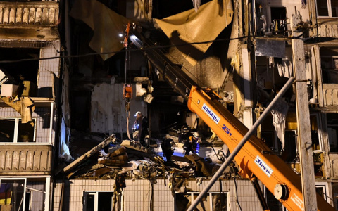 Взрыв в Брагино: под завалами нашли тело 8-летнего мальчика