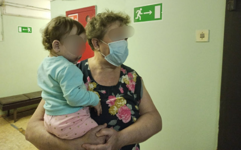 "Все было в черном дыму": как спасали маленьких заложников пожара в доме на Батова