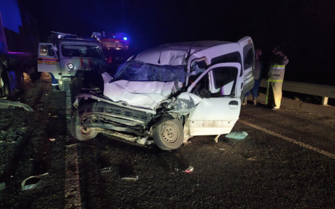 Раздавило в салоне авто: подробности смертельного ДТП под Ярославлем