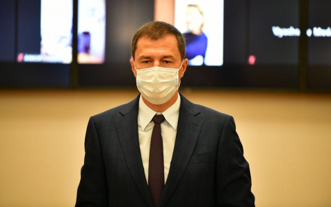 В числе известных должников оказался мэр Ярославля