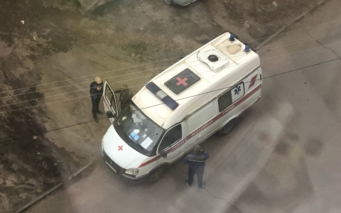 Исполосовали ножом: в центре Ярославля убили молодую женщину