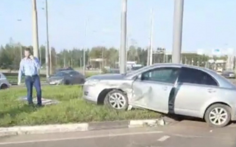 Месиво из машин и огромная пробка: на Тутаевском шоссе произошло ДТП