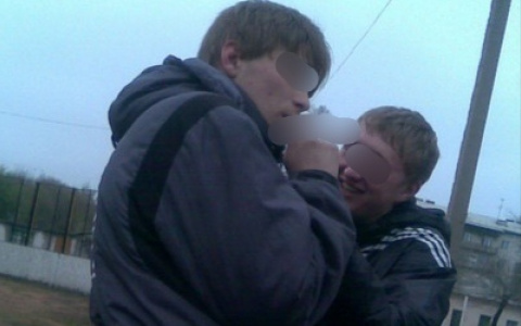 В Ярославле ФСБ взяла кладовщика-любителя "травки" за призыву к джихаду