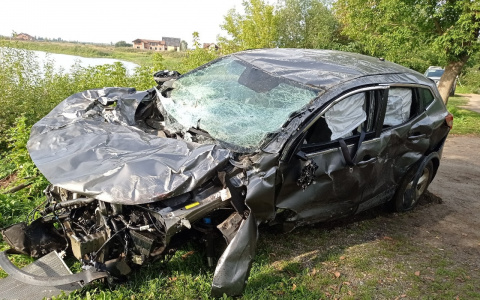 Сама не дышит: близкие пострадавших ищут свидетелей аварии на окружной