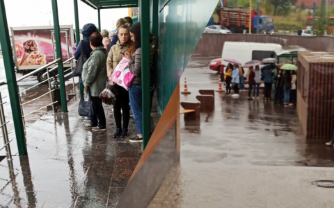 От здания - на 15 метров: в Ярославле вновь эвакуируют ТЦ