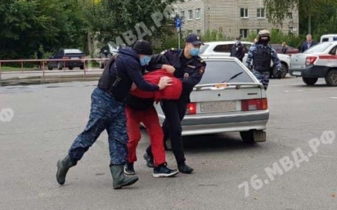 "Доставлен в суд": что ждет подозреваемого в убийстве детей в Рыбинске