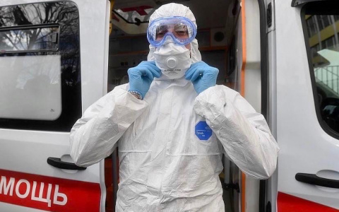 Ковид не отступает: оперштаб в Ярославле озвучил новые цифры