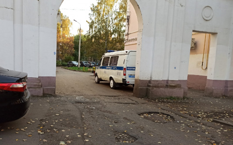 Задушенного мужчину нашли в Ярославской области