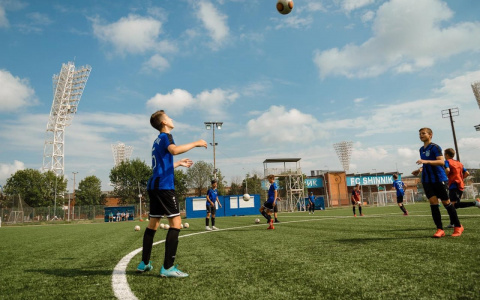 Будут деньги и новые поля: центр подготовки юных футболистов "Шинника" получил новый статус