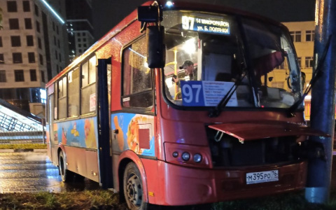 "Маршрутку подрезали": ярославцы рассказали о пострадавших в ДТП