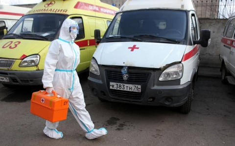 Минздрав назвал людей, из-за которых происходят вспышки ковида