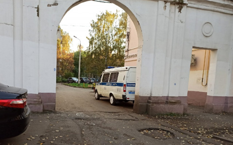 Переломил череп за замечание: суд отпустил убийцу домой в Ярославской области