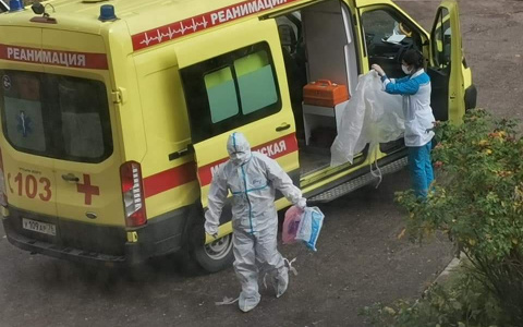 Ковид-день: медики назвали дату пика заболеваемости