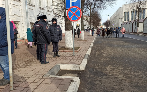 Ударом головы размозжил нос: ярославец во время массовой драки избил гаишника