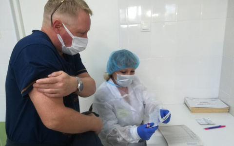 Россияне, готовьтесь: Путин назвал сроки массовой вакцинации