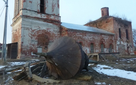 "Волосы шевелились": откровения батюшки, оштрафованного за восстановление храма