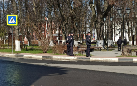 "Насиловать тупым предметом": коллекторы угрожают растерзать жительницу Ярославля