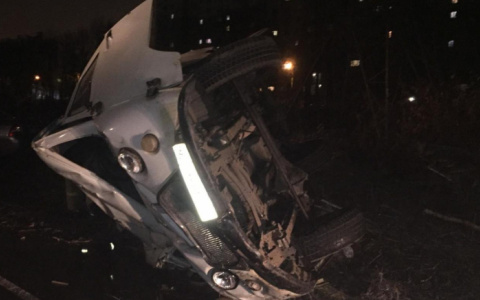 Разорвало в клочья: подробности жесткого ДТП в Ярославле. Кадры