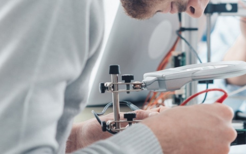 Ищем «синих воротничков»: как работает сервис Clickme