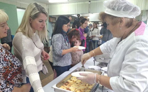 "Достаточно бутерброда": назвали продукты, спасающие от ковида