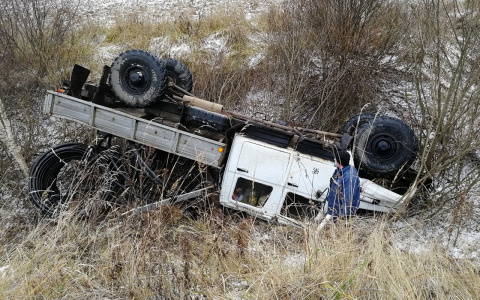 "Его мотало по всей дороге": подробности ДТП под Ярославлем