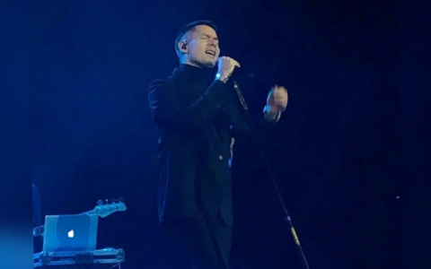 "Коронавирус за плечами": отопительные системы Ярославля чуть не сорвали концерт Стаса Пьехи