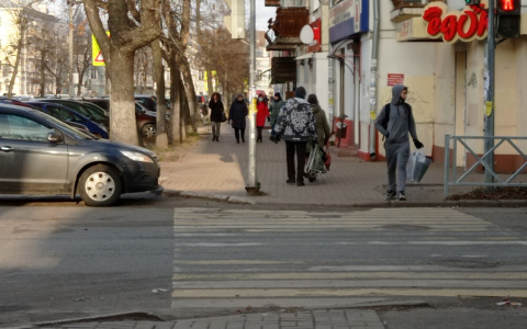 Чиновника из Ярославля уволили за то, что выдал врачу миллион рублей