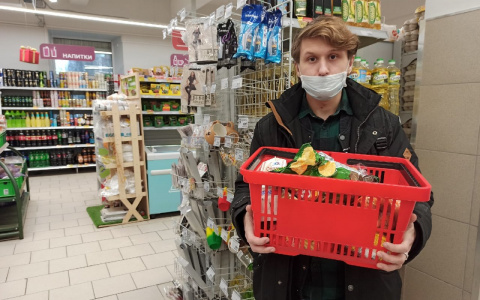 "А зарплаты и пенсии не подняли": ярославцы возмутились резким ростом цен на сахар